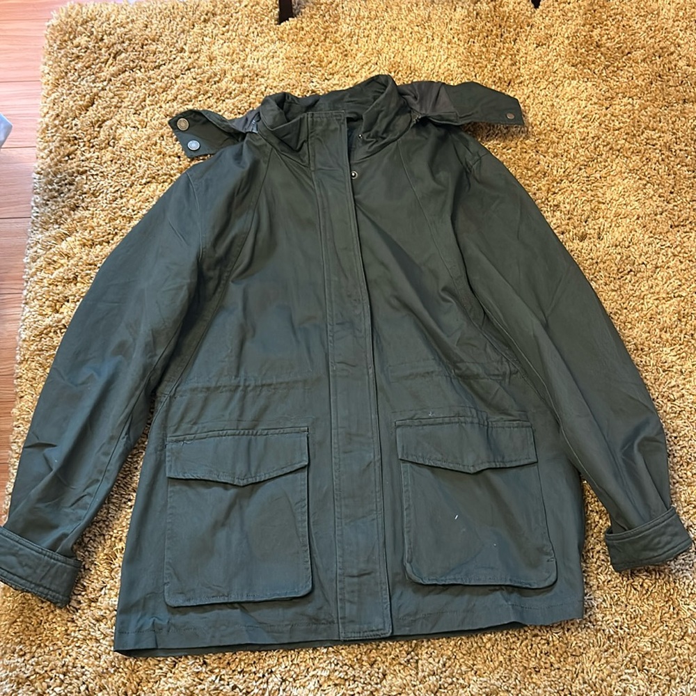 Green jacket, size L